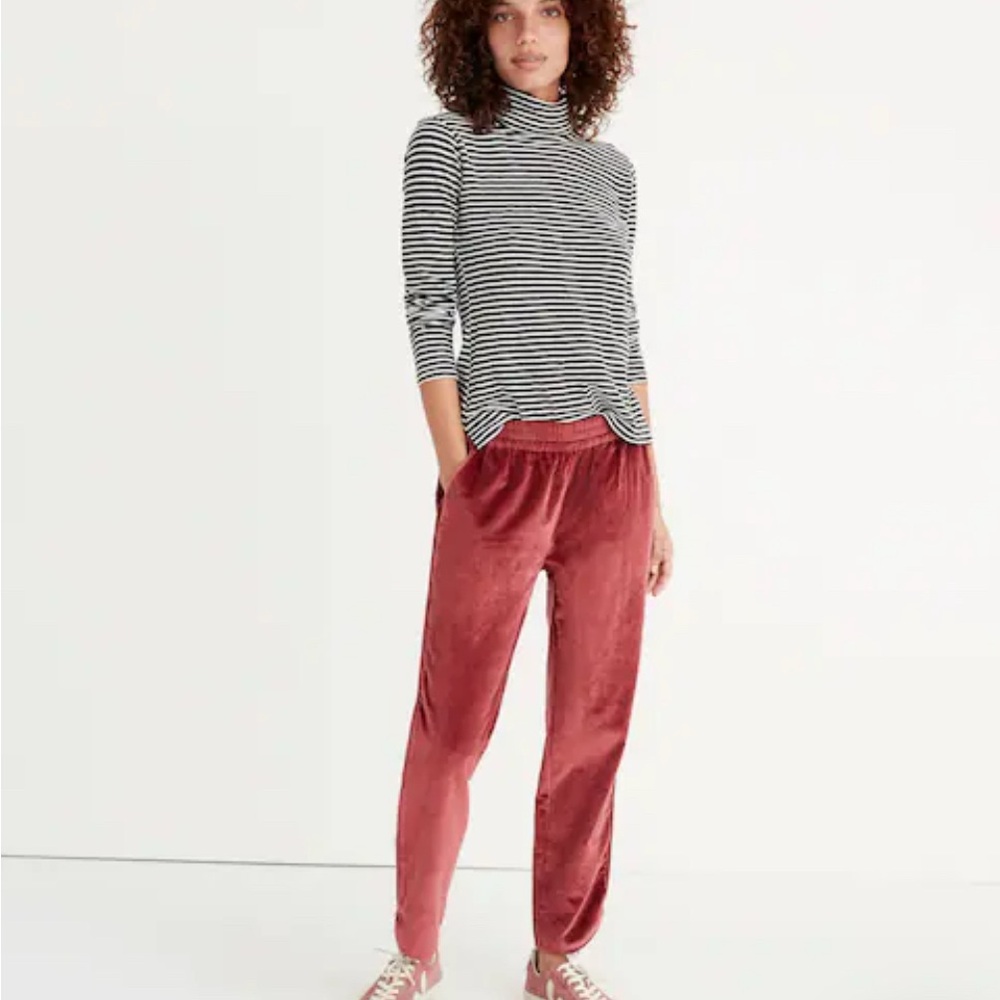 J. Crew Velvet Joggers in Rose